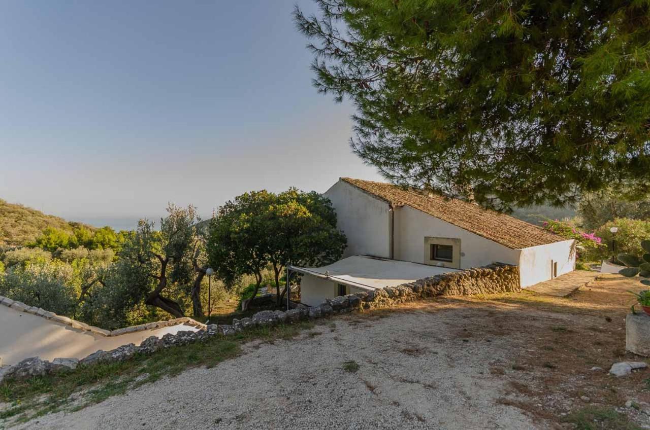 Agriturismo Madonna Incoronata Маттината Экстерьер фото