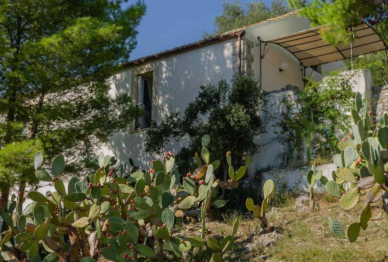 Agriturismo Madonna Incoronata Маттината Экстерьер фото